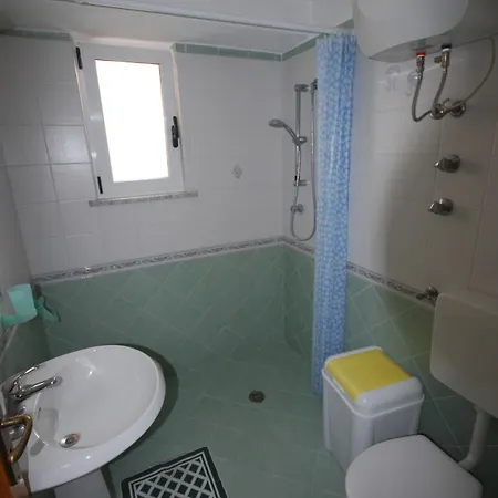 La Casa Rosa, 2 Minuti Dalla Della Chiaia Prázdninový dům *